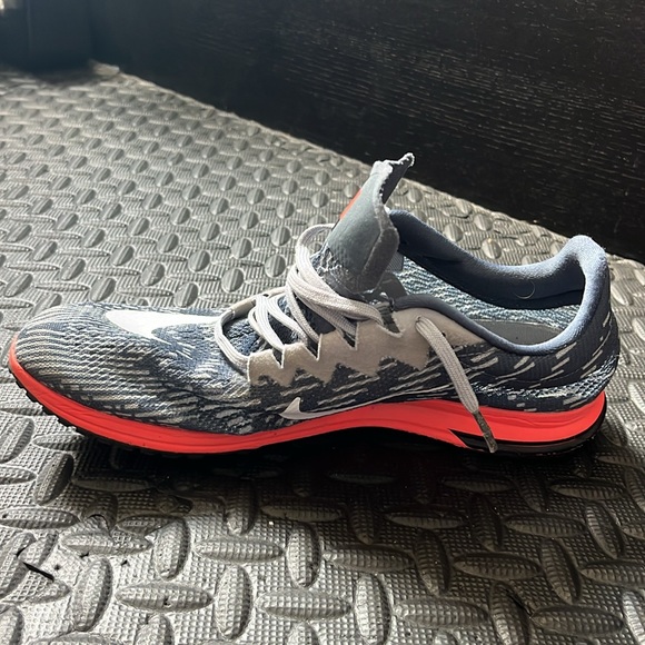 Nike Streak LT 4 size 8 Racing Shoe - Picture 6 of 6